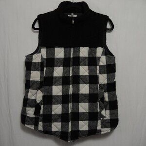 Maurices Quilted Puffer Vest Black & White Check Full Zip Closure Size Large